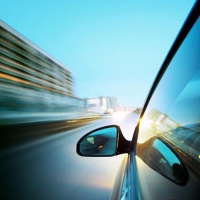 Smart car glass that does not take the unusual road